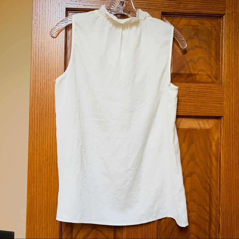 🆕 J.CREW white ruffle V-neck blouse NWT - Picture 6 of 13